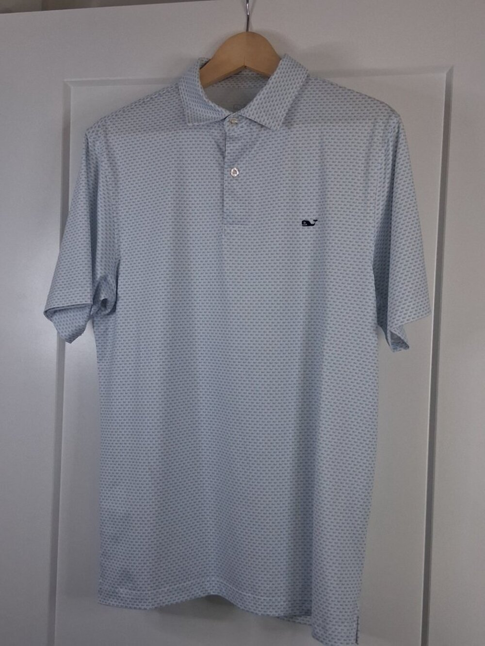 Vineyard Vines Performance Polo Shirt Mens Small Blue Whale Print Short Sleeve